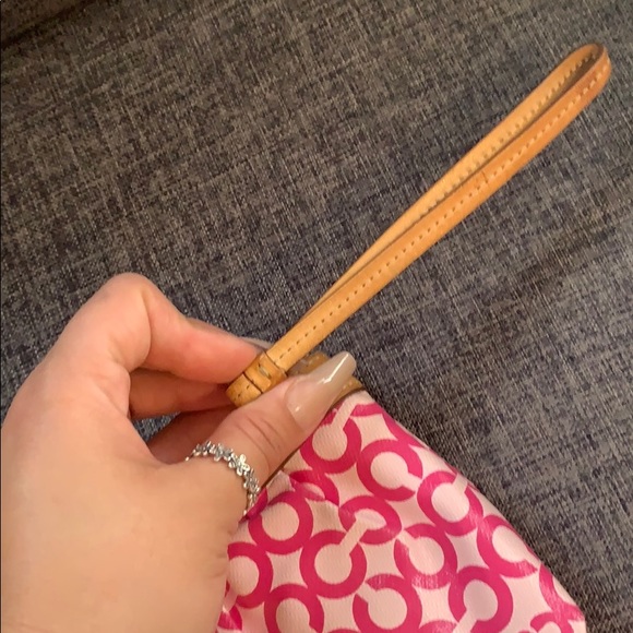 Coach Wristlet - Picture 3 of 4